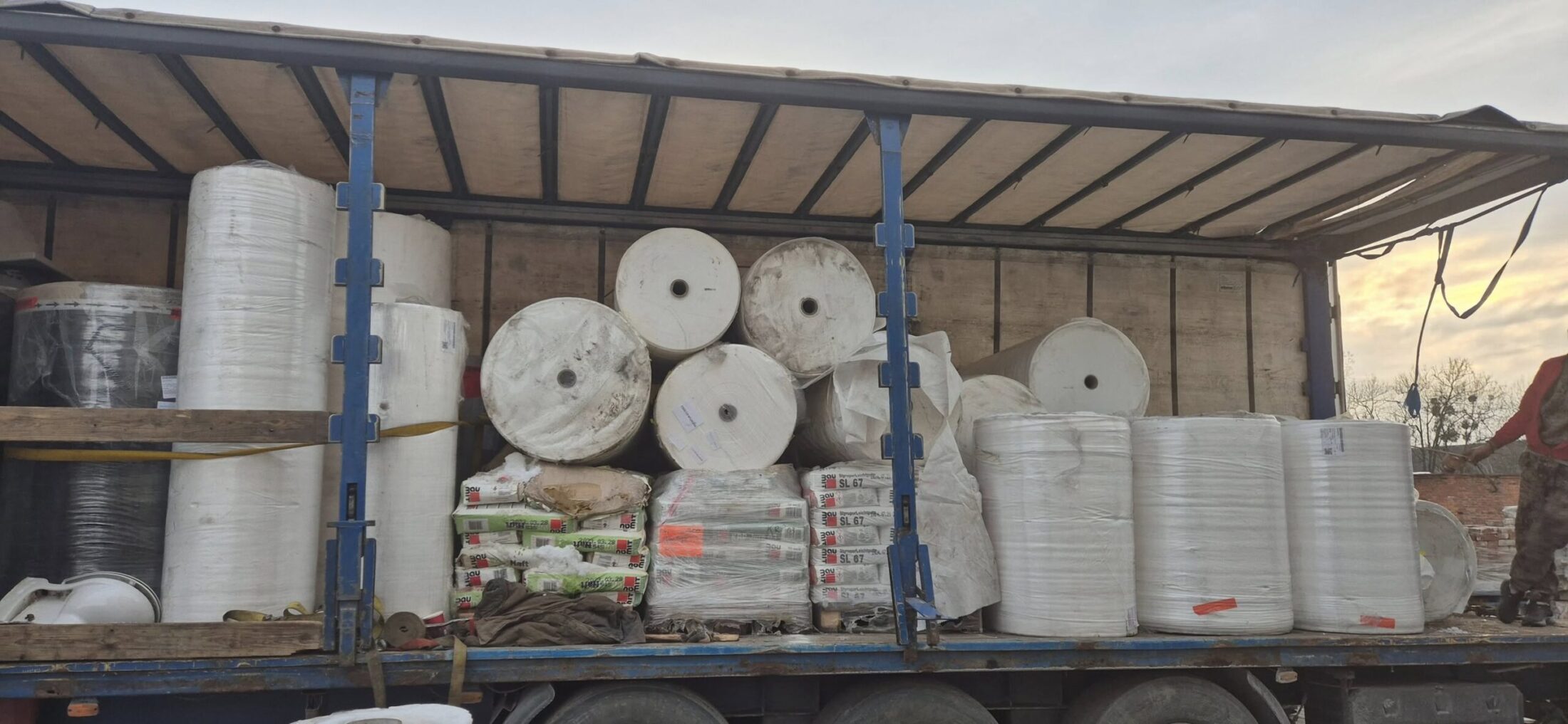 Прифронтова Миколаївщина отримає будівельні матеріали та сантехніку