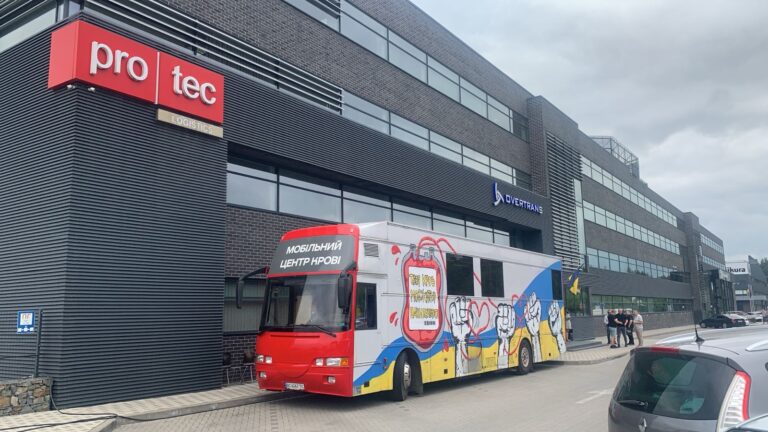 35 представників «ProTec Logistic» підтримали акцію донорства крові