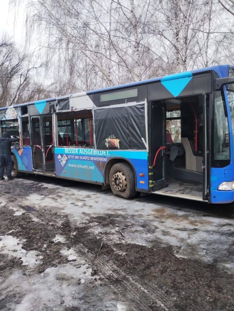 Евакуаційний автобус знищено на Покровському напрямку – оголошено збір на заміну